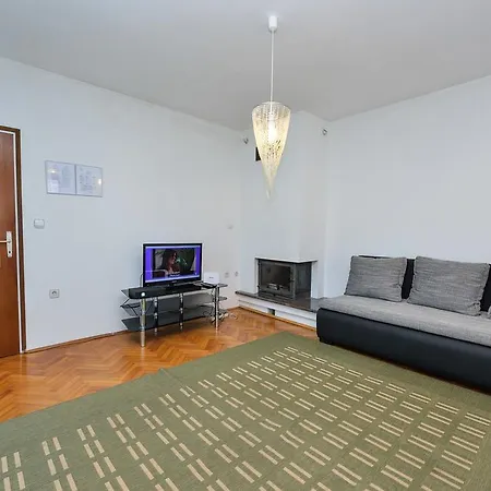 Apartman Sabi Diklo *